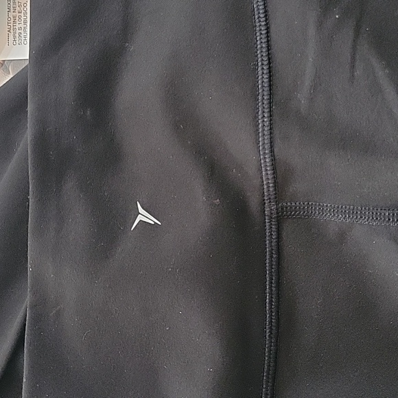 NWT OLD NAVY SLIM BOOT-CUT YOGA PANT - Picture 6 of 6